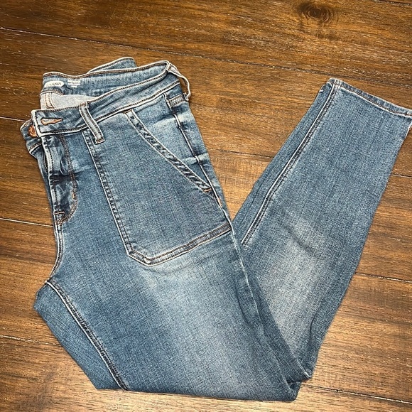 Old Navy Denim - Old Navy Super Skinny Ankle Jeans